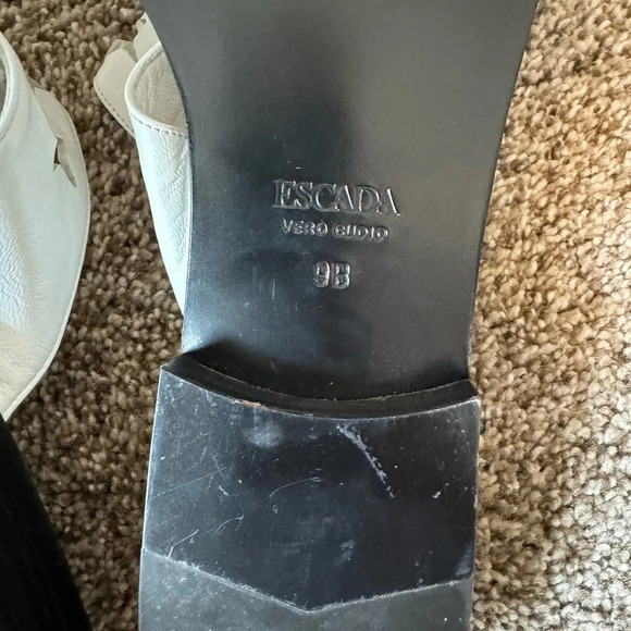 ESCADA White Leather Star Cutout Strappy Slip on Sandals Made in Italy Size 9 - Picture 7 of 10